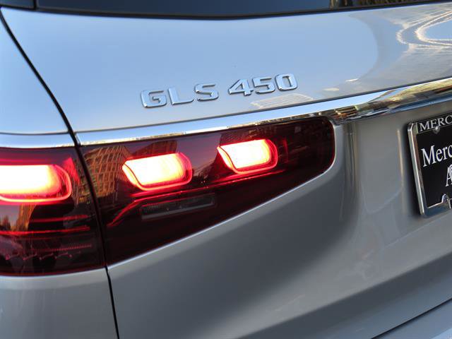 Used 2025 Mercedes-Benz GLS 450 4MATIC image 31