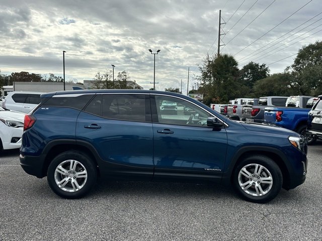 Used 2020 GMC Terrain SLE image 26