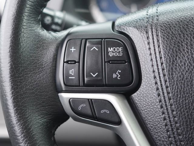 Used 2018 Toyota Sienna XLE w/ XLE Navigation Package image 22