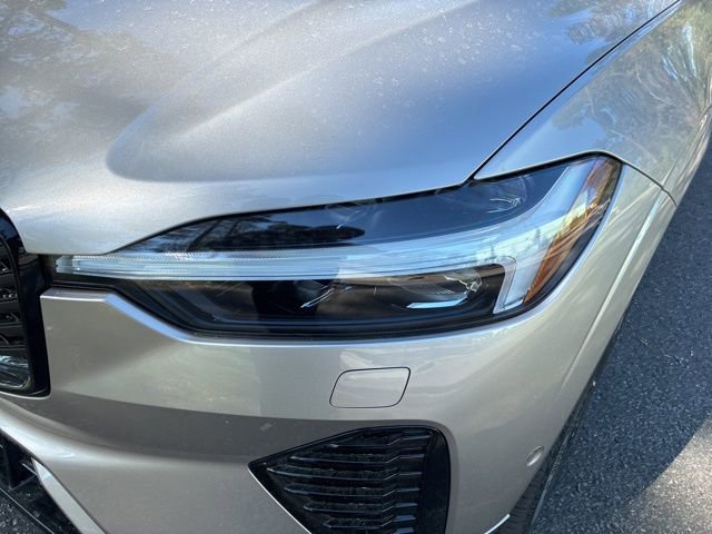 New 2026 Volvo XC60 B5 Plus w/ Protection Package Premier AWD/4WD image 10