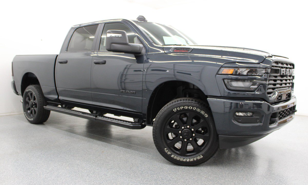Used 2025 RAM 2500 Big Horn AWD/4WD image 1