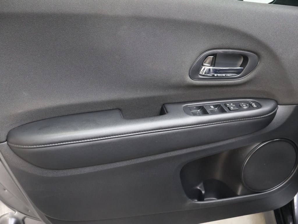 Used 2022 Honda HR-V Sport image 15