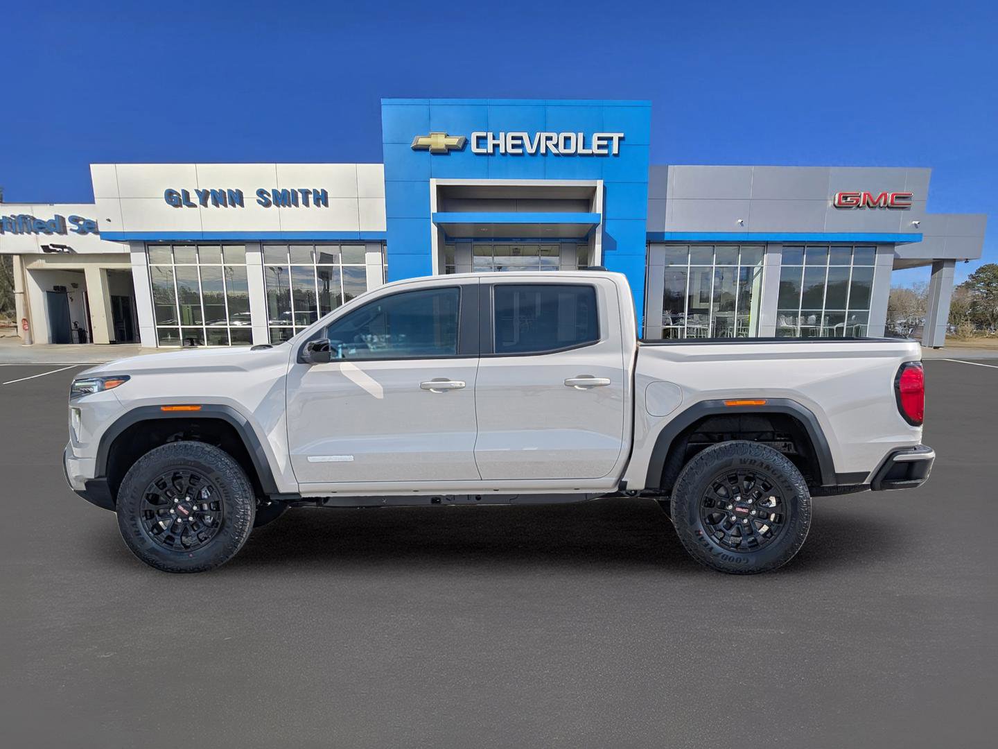 New 2026 GMC Canyon Elevation w/ Convenience Package RWD image 13