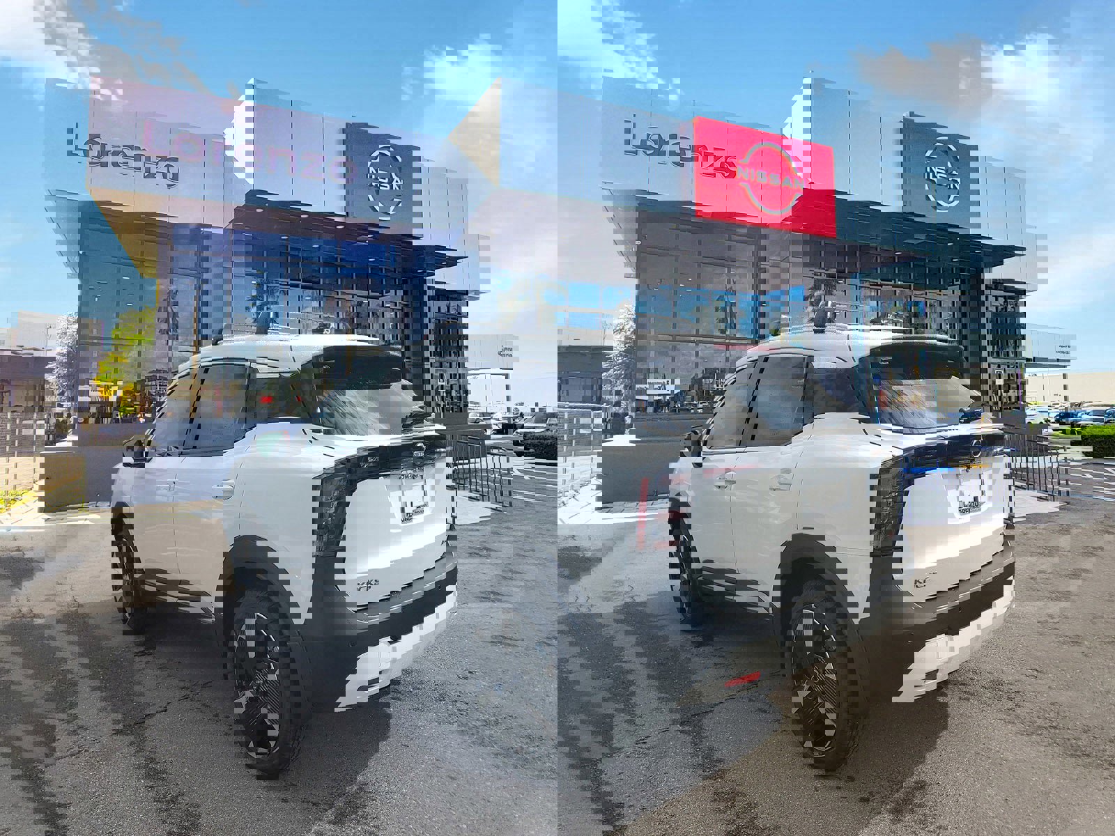 New 2026 Nissan Kicks SR image 6