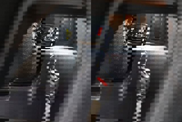 Used 2009 Honda CR-V LX image 12