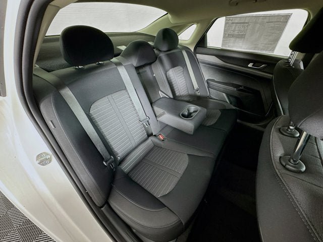 New 2025 Kia K5 LXS FWD image 24