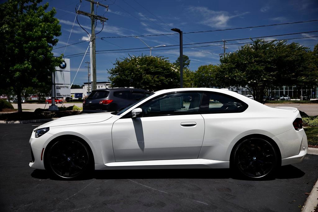 Used 2025 BMW 230i Coupe image 8