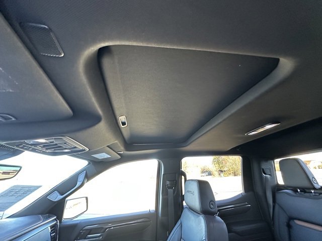 Used 2024 GMC Sierra 1500 AT4 w/ Technology Package image 26