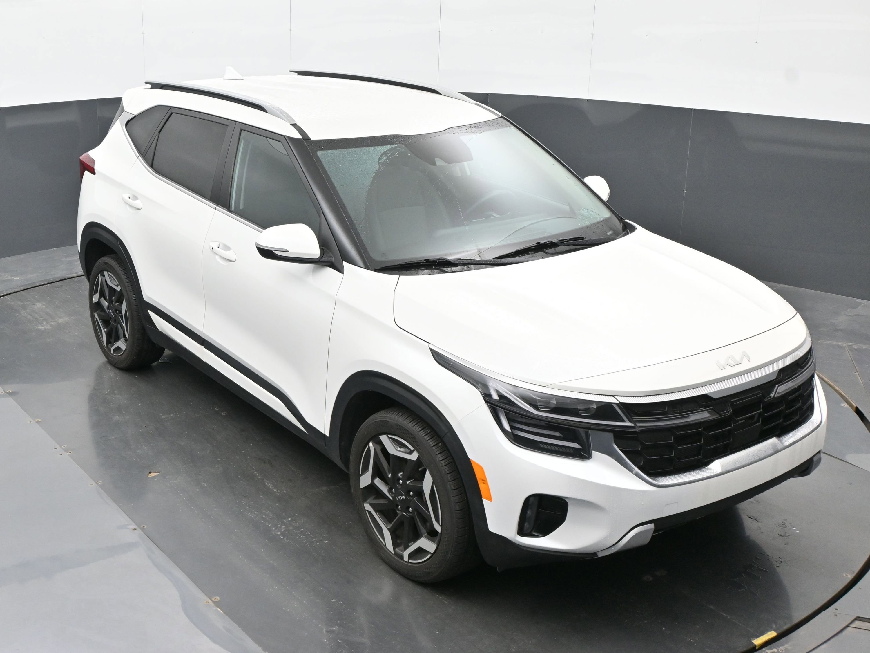 Used 2024 Kia Seltos SX image 33