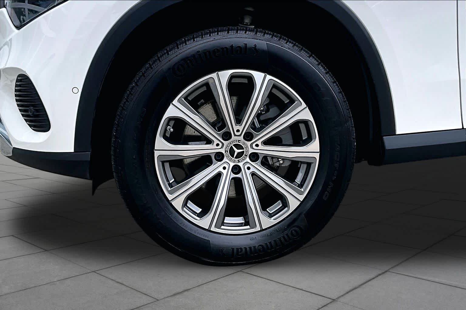 Certified 2023 Mercedes-Benz GLC 300 4MATIC image 11