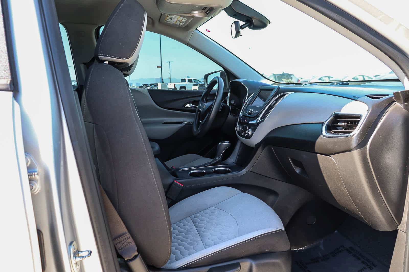 Used 2020 Chevrolet Equinox LS w/ LPO, Blackout Package image 15