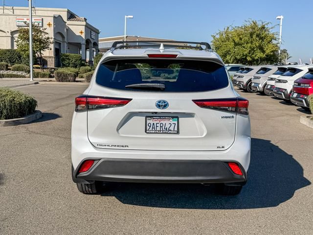 Used 2022 Toyota Highlander Bronze Edition AWD/4WD image 4