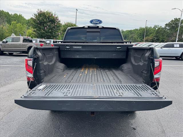Used 2021 Nissan Titan PRO-4X AWD/4WD image 11