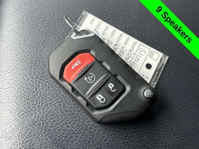 Used 2023 Jeep Wrangler Unlimited Sahara w/ Cold Weather Group AWD/4WD image 22