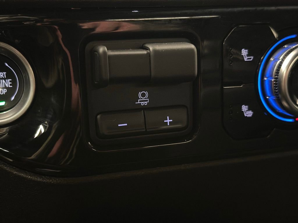 Certified 2024 GMC Sierra 1500 Elevation w/ LPO, Elevation Black Package image 37
