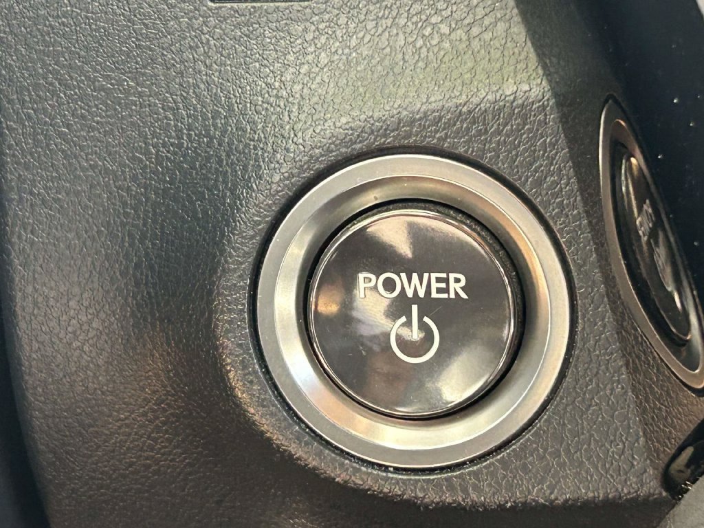 Used 2023 Lexus ES 300h w/ Premium Package FWD image 19