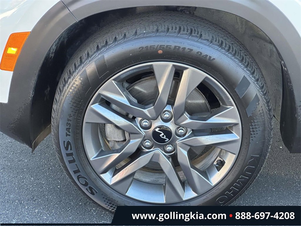 Certified 2023 Kia Seltos LX image 7