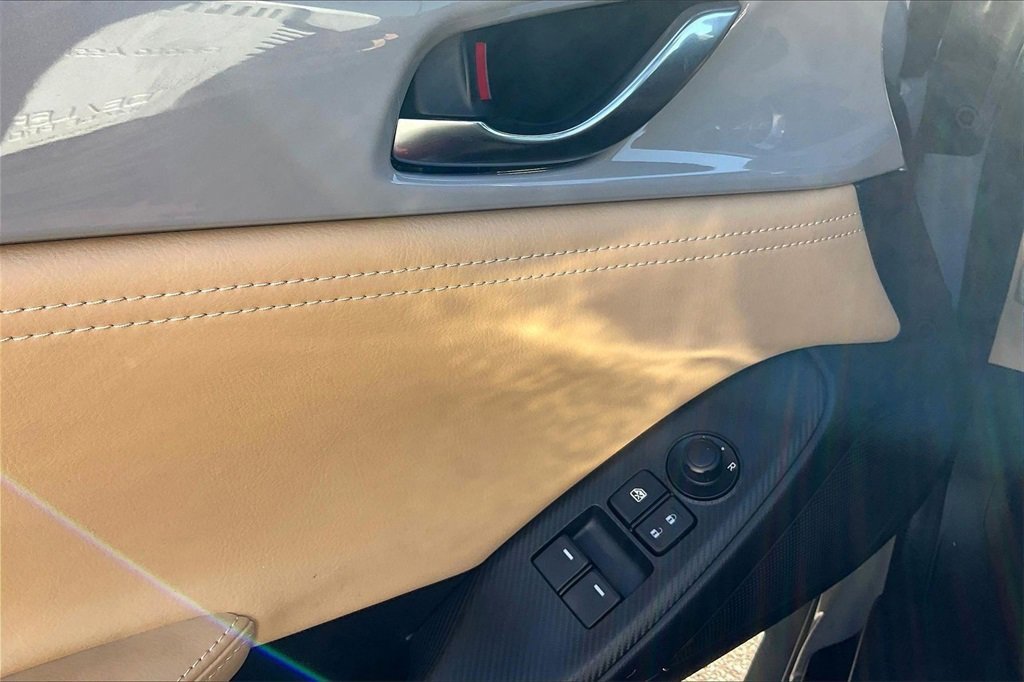 Used 2025 MAZDA MX-5 Miata RF Grand Touring image 37