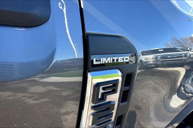 Certified 2024 Ford F250 Limited w/ FX4 Off-Road Package image 31