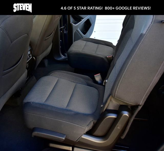 Used 2023 Chevrolet Traverse LT image 17