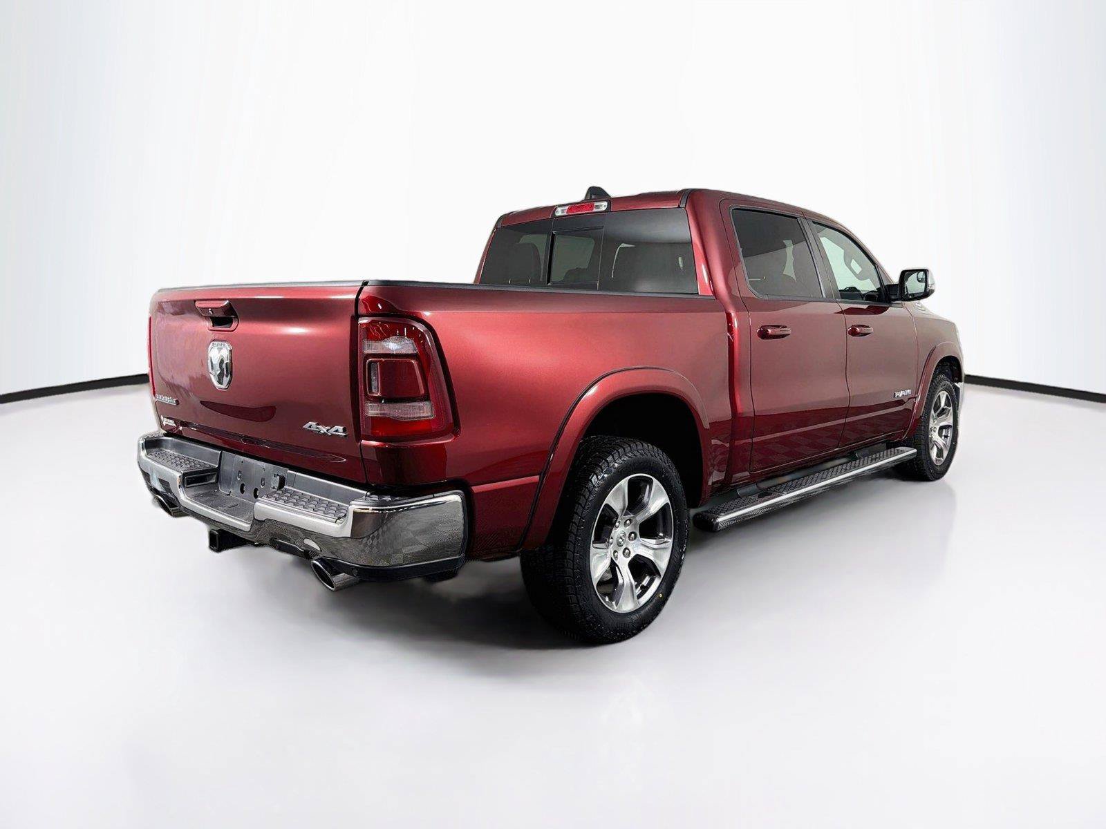 Used 2023 RAM 1500 Laramie AWD/4WD image 11