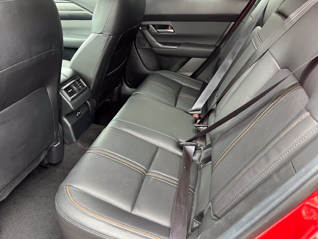 Used 2025 MAZDA CX-50 AWD 2.5 S w/ Premium Plus Pkg image 12