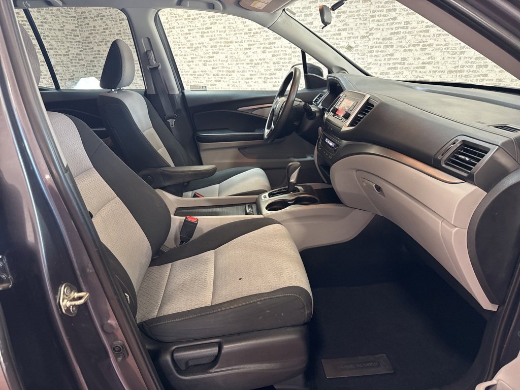 Used 2019 Honda Ridgeline RT image 11