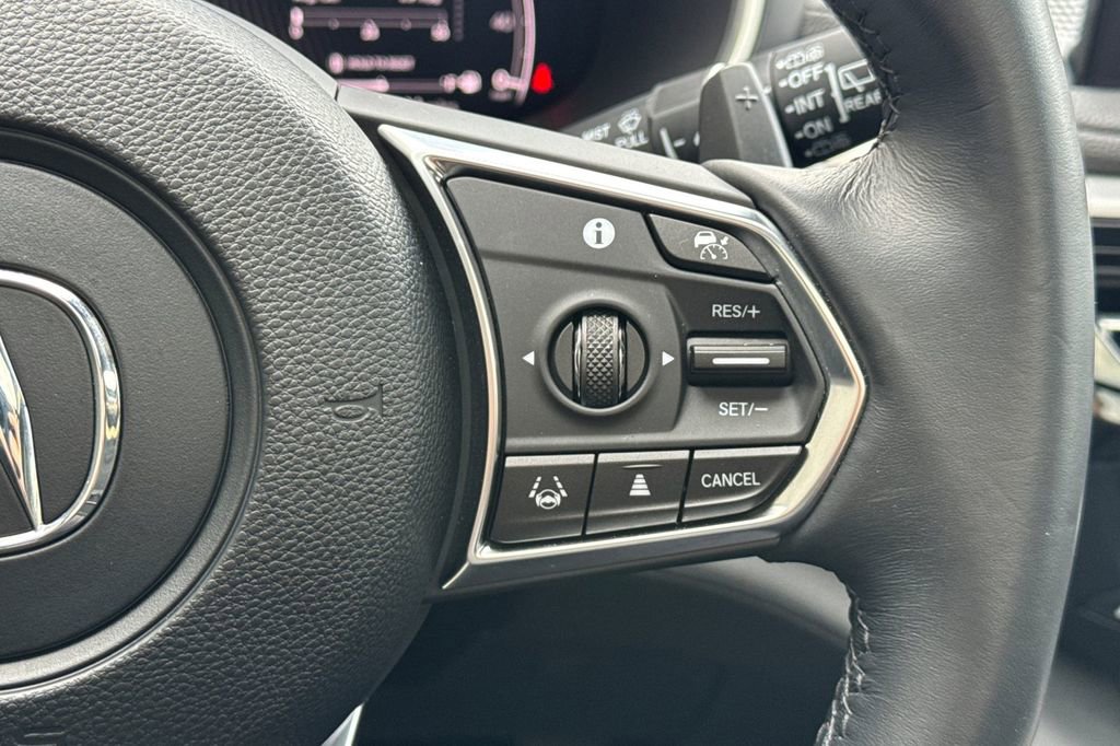 Certified 2025 Acura MDX FWD image 32