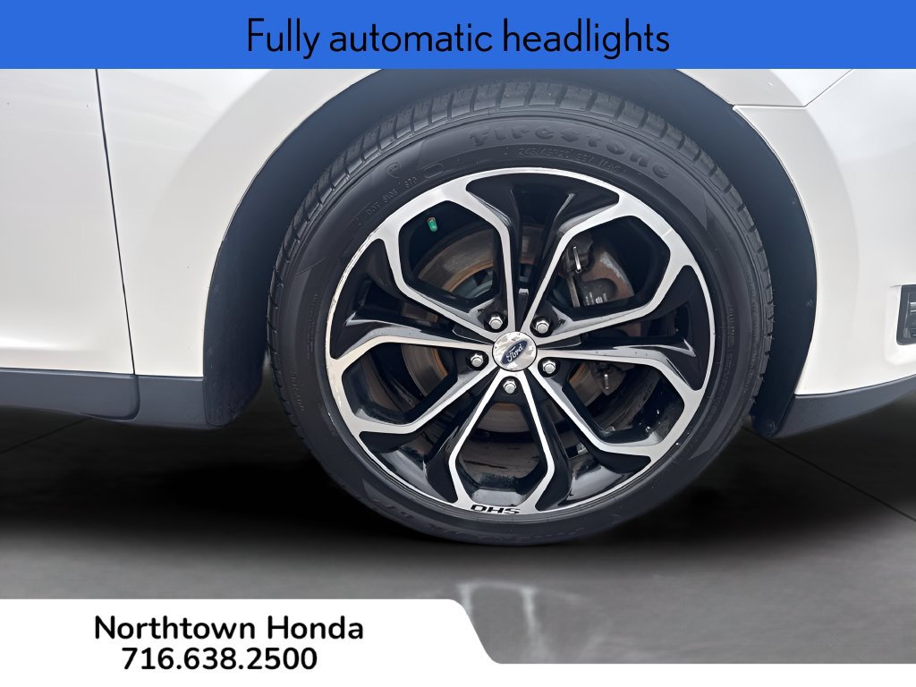 Used 2015 Ford Taurus SHO w/ Equipment Group 401A AWD/4WD image 15