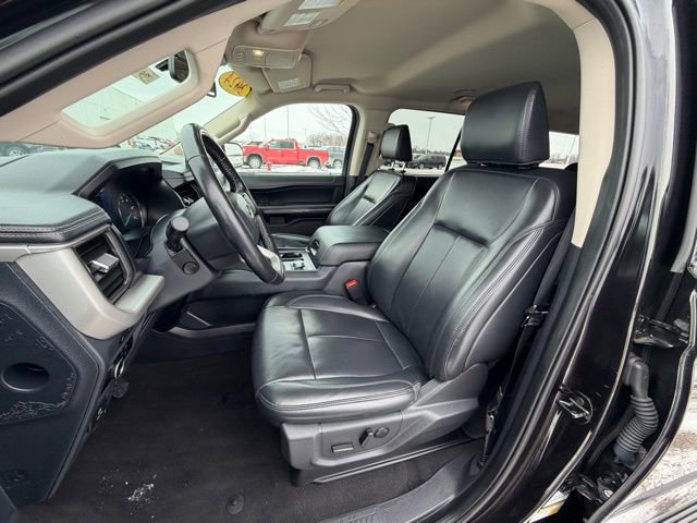 Used 2024 Ford Expedition Max XLT image 17