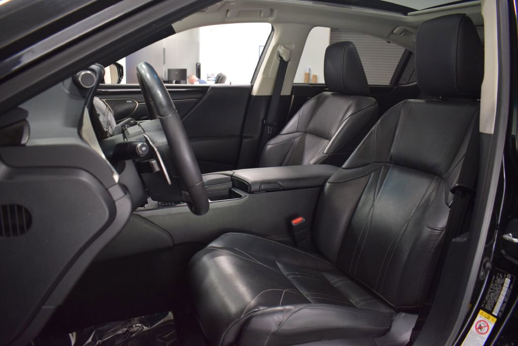 Used 2019 Lexus ES 350 Ultra Luxury image 8