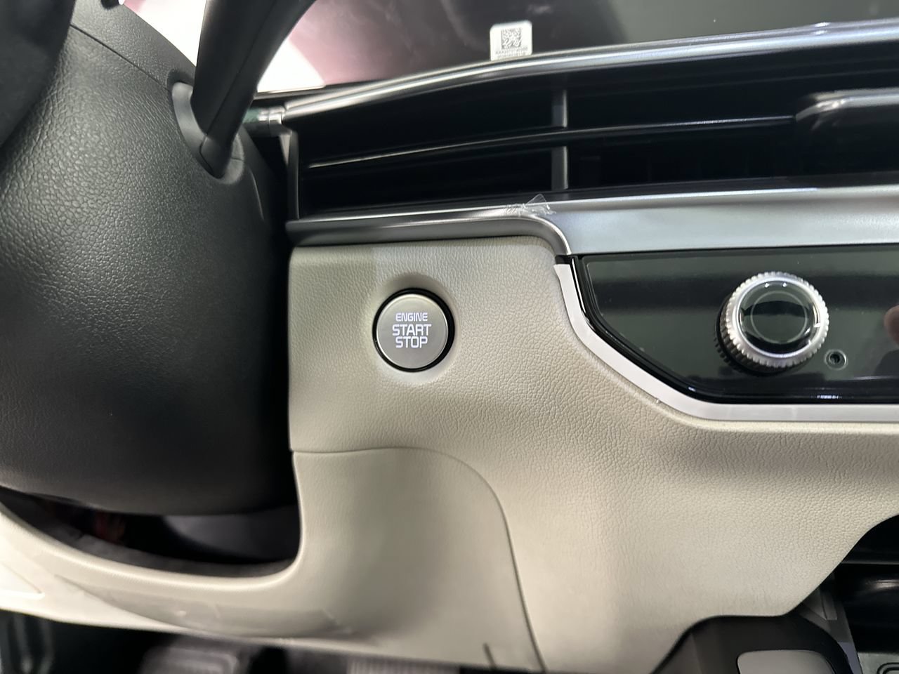 New 2026 Kia Sorento EX FWD image 8
