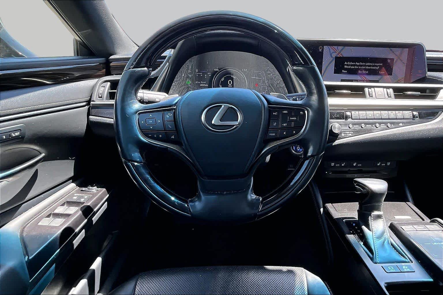 Used 2019 Lexus ES 300h w/ Premium Package FWD image 5