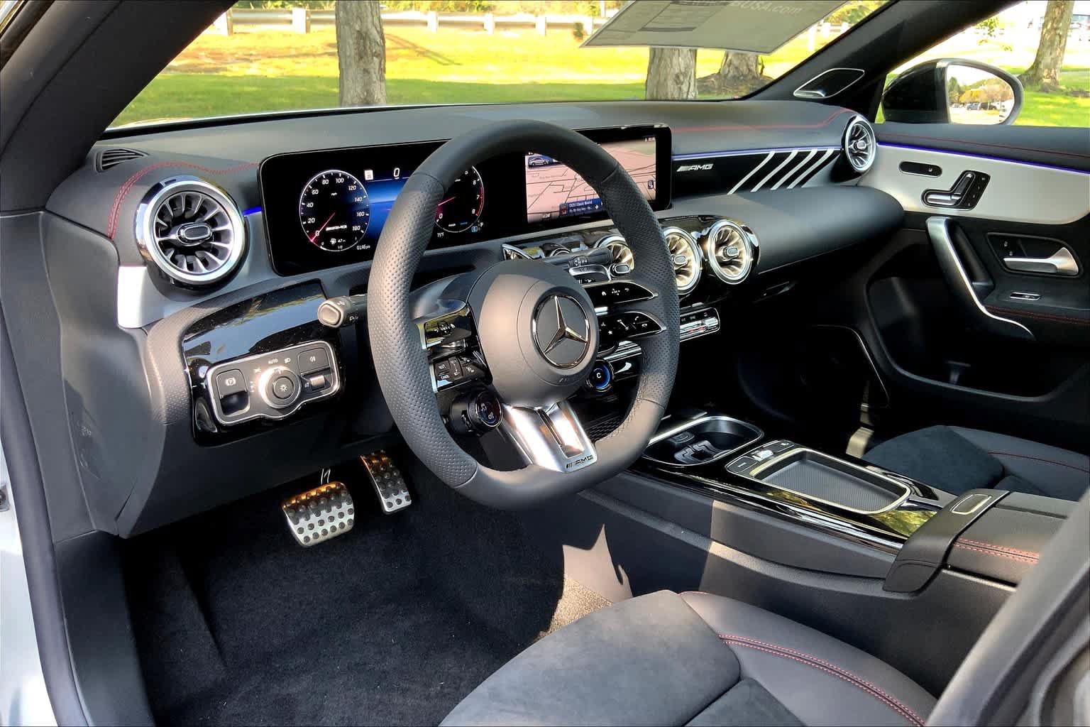 Certified 2025 Mercedes-Benz CLA 35 AMG 4MATIC image 9
