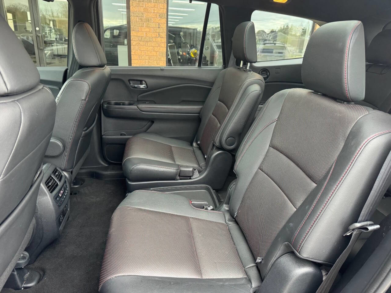 Used 2020 Honda Pilot Black Edition image 22