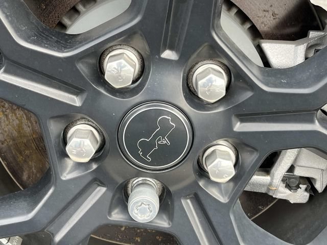 Used 2025 Jeep Gladiator Sport AWD/4WD image 12
