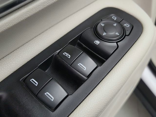 Used 2019 GMC Terrain Denali w/ Advanced Safety Package FWD image 24