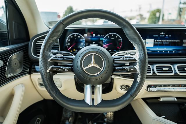 Certified 2024 Mercedes-Benz GLS 580 4MATIC image 33