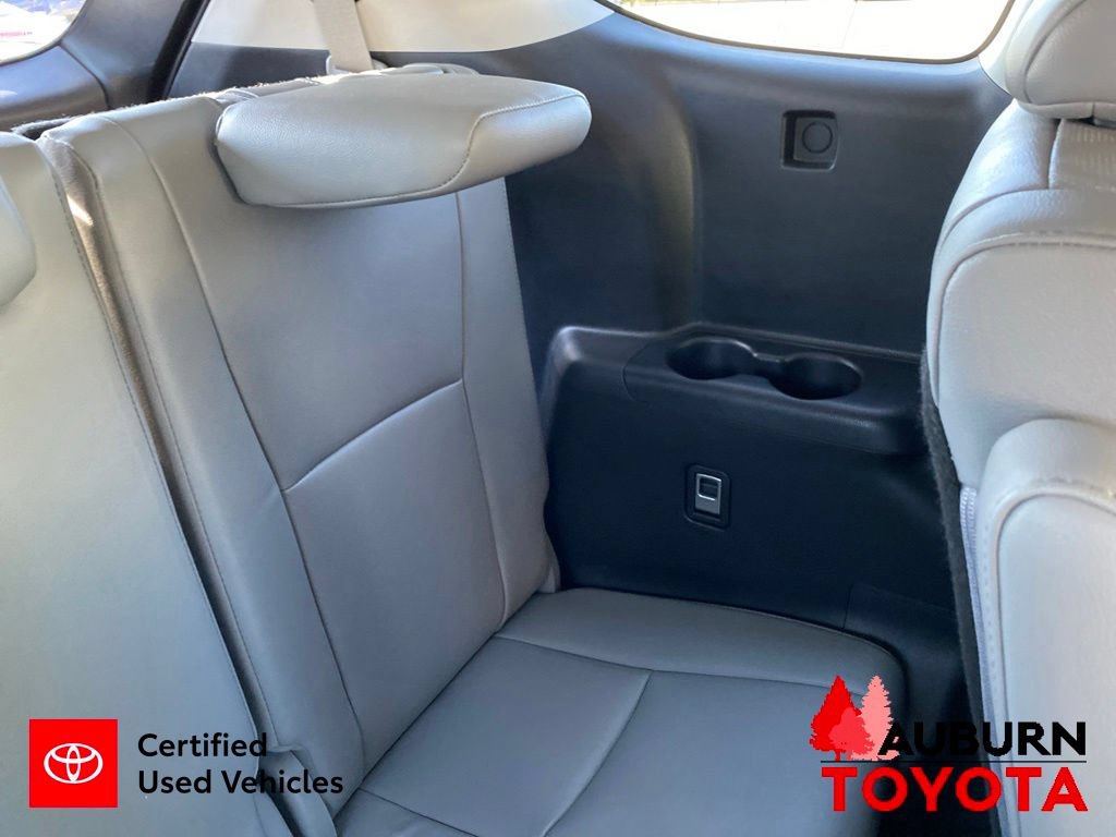 Certified 2021 Toyota Highlander Platinum AWD/4WD image 25