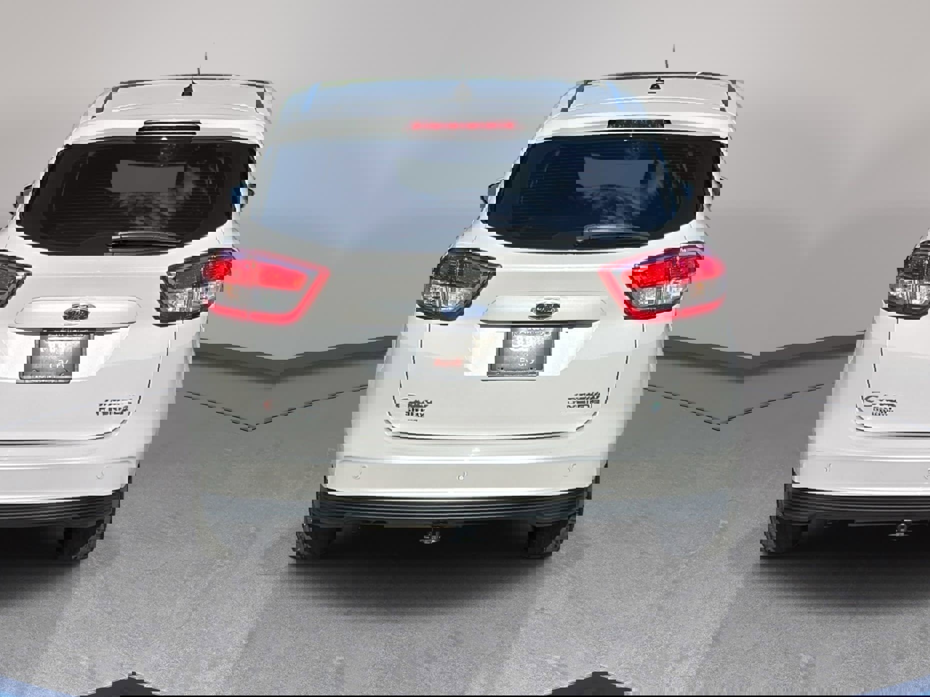 Used 2017 Ford C-MAX Titanium w/ Equipment Group 301A image 6