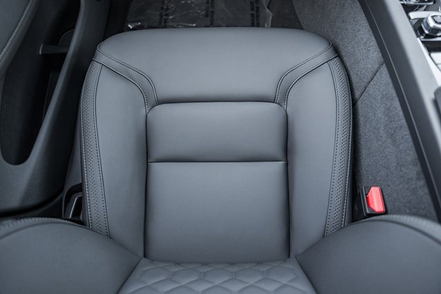 New 2026 Volvo XC60 B5 Plus w/ Protection Package Premier image 31