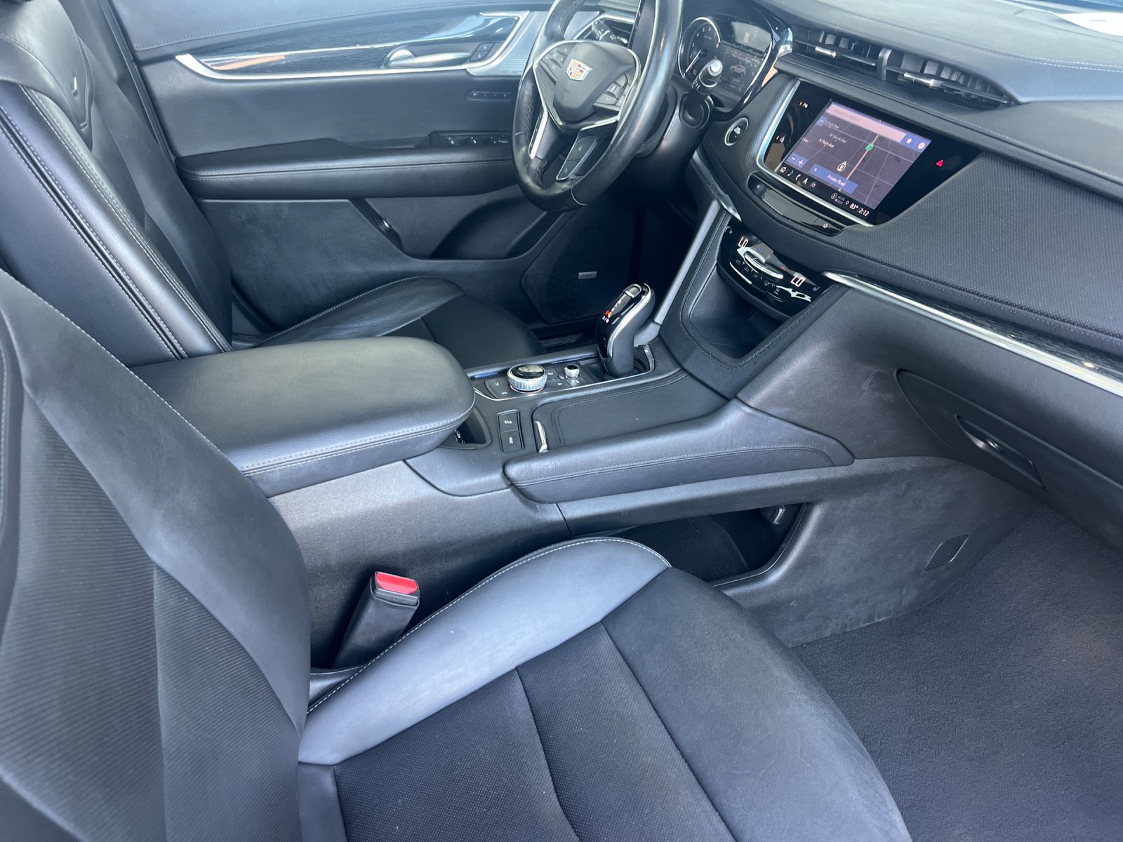 Certified 2023 Cadillac XT5 Premium Luxury AWD/4WD image 16