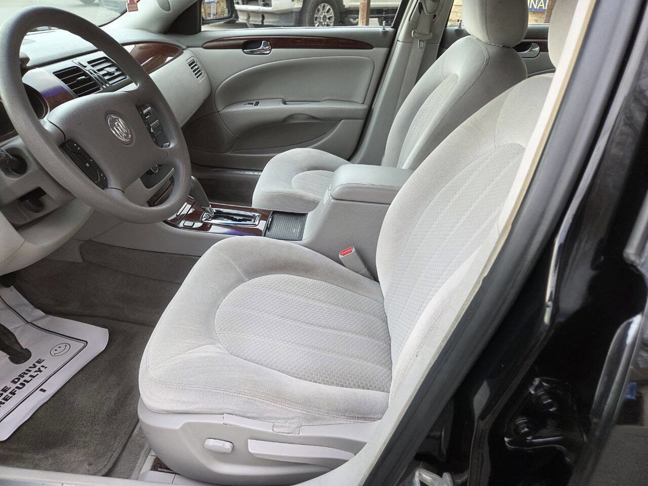 Used 2007 Buick Lucerne CX w/ Driver Confidence Package image 18