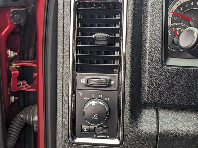 Used 2018 RAM 2500 Laramie w/ Sport Appearance Group image 29
