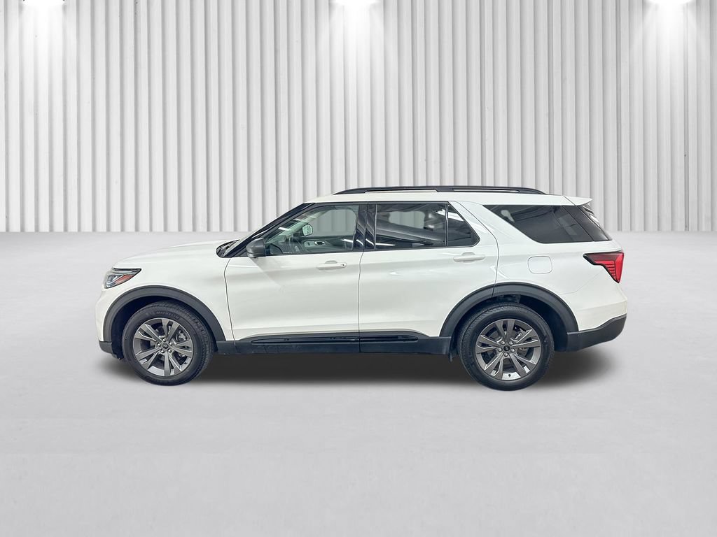 Used 2026 Ford Explorer Active w/ Active Comfort Package AWD/4WD image 11