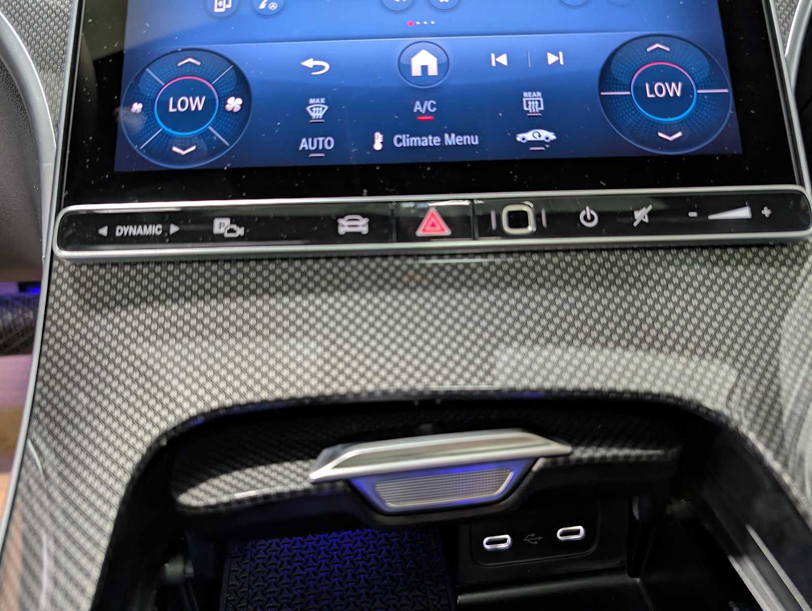 New 2026 Mercedes-Benz C 300 4MATIC Sedan image 26