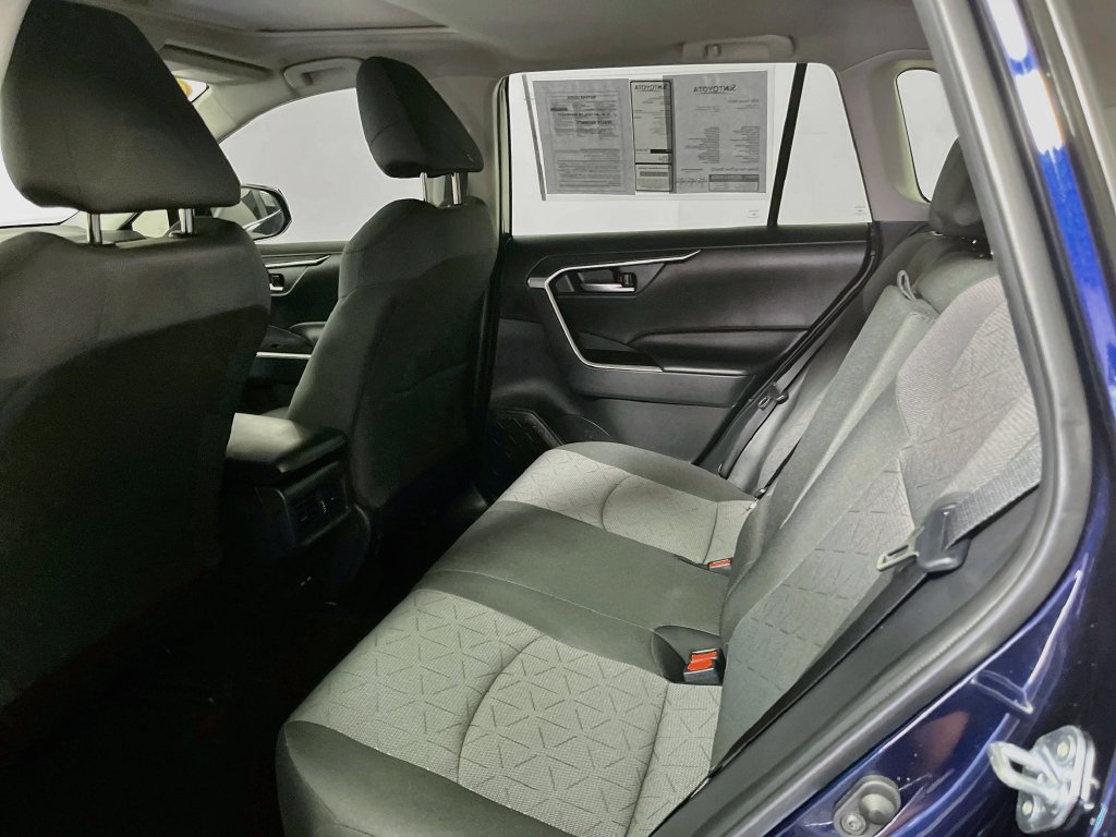 Used 2025 Toyota RAV4 XLE w/ Convenience Package FWD image 25