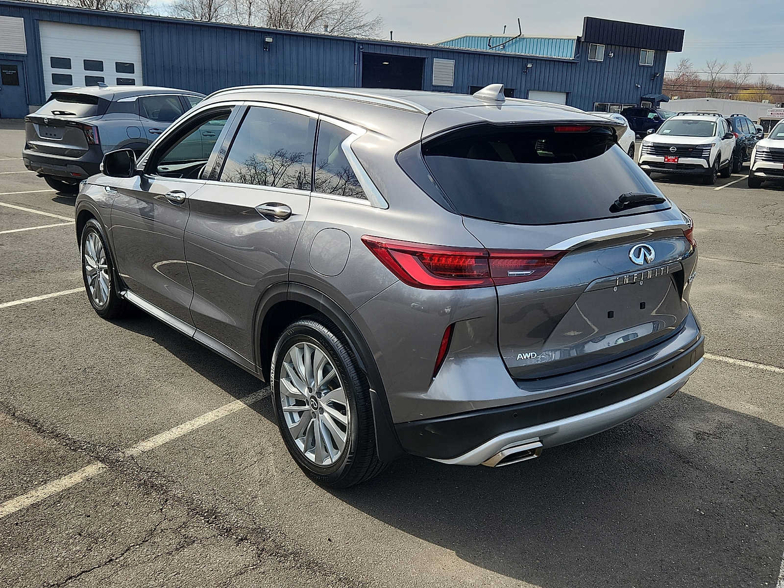 Used 2023 INFINITI QX50 Luxe AWD/4WD image 6