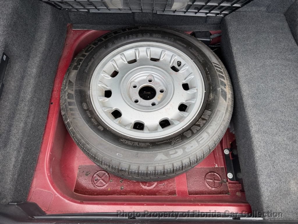 Used 1999 Jaguar XJ8 L RWD image 93