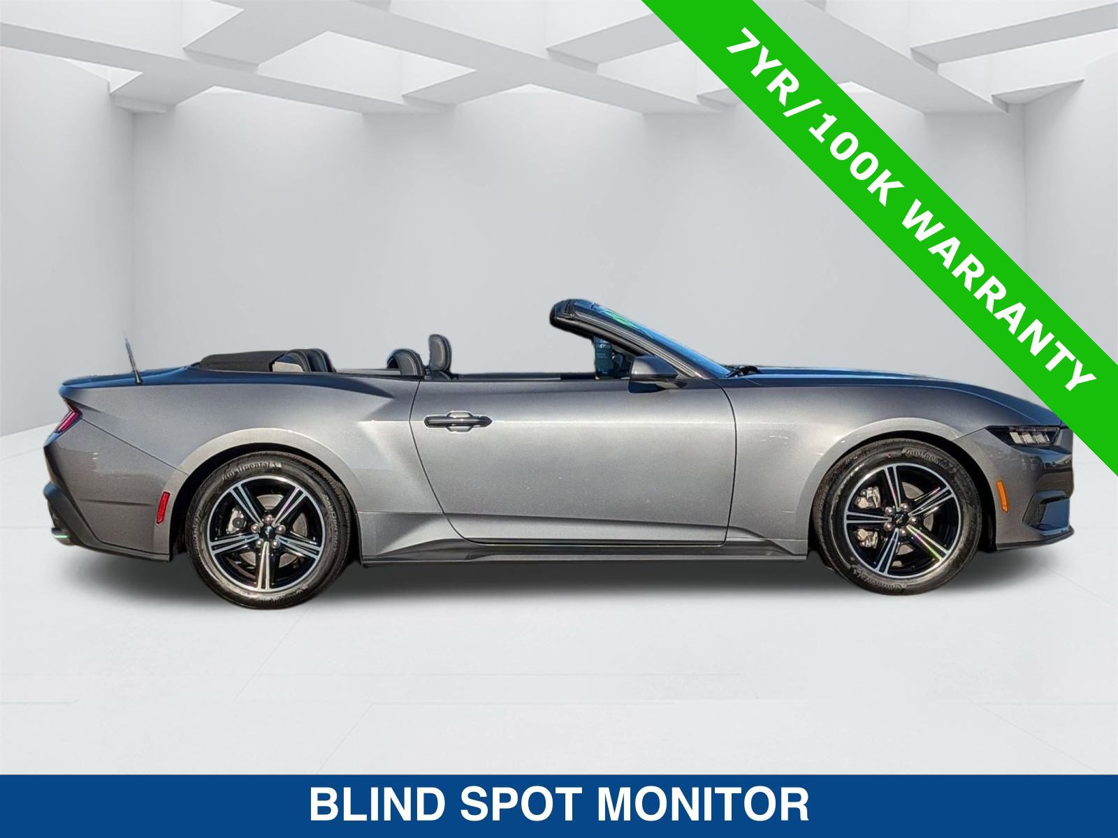 Certified 2025 Ford Mustang Convertible image 3